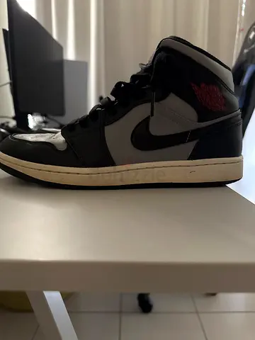 Air Jordan 1 Shadow High Top Sneakers