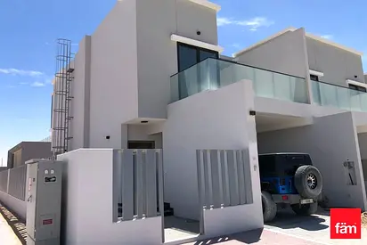 Corner Unit | Big Plot | Ready to Move