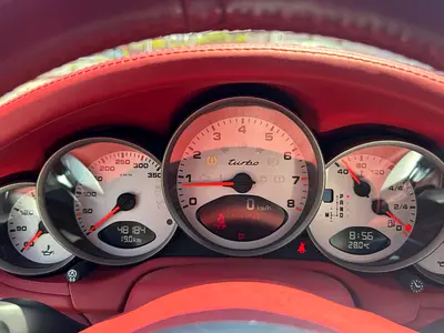 2011 Porsche 911 — миниатюра 10