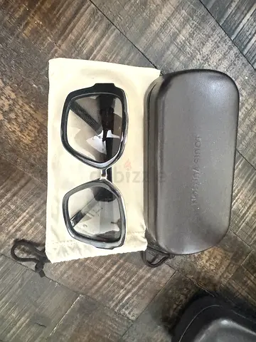 Louise Vuitton Sunglasses UV protection