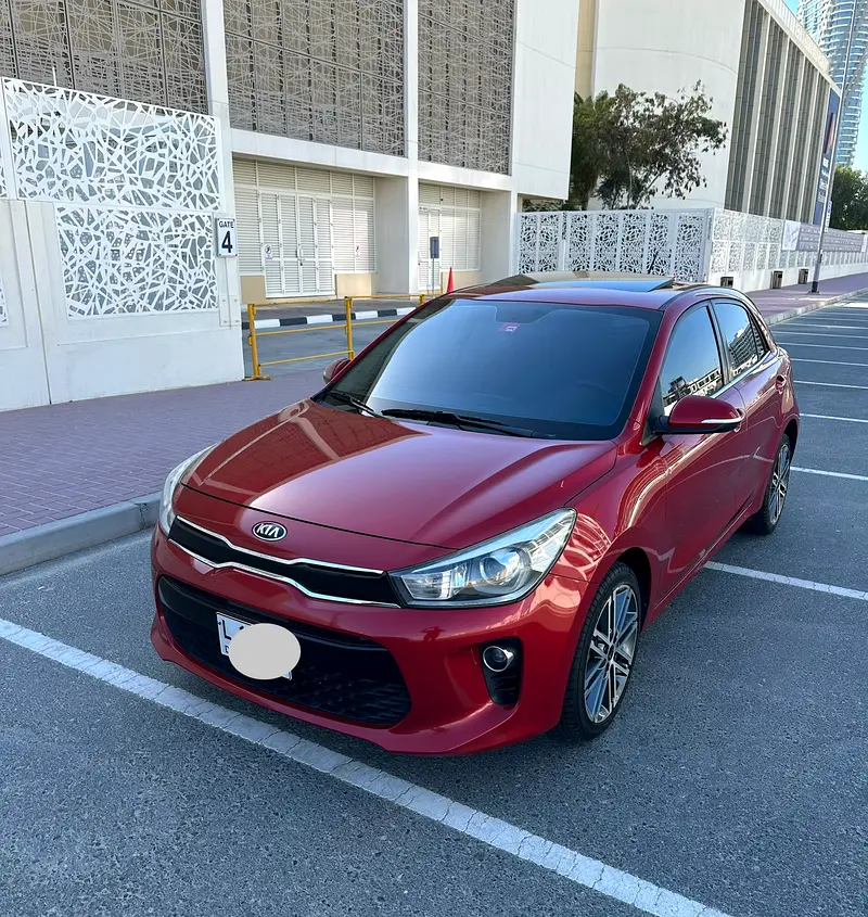 Kia Rio 2018 — photo 1 of 20