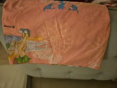 Used Disney-themed pink fitted sheet / bed sheet - single size