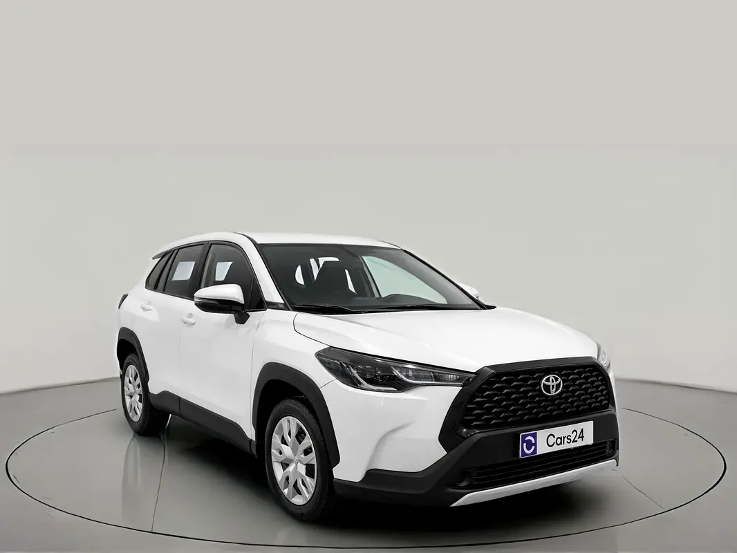 Toyota Corolla Cross 2023 — photo 1 of 13