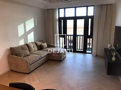 Spacious 1 Bedroom Apartment | Old Town Island
