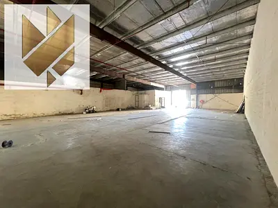 مستودع للايجار على شارع رئيسى - فاير سيستم جديد بالكامل
