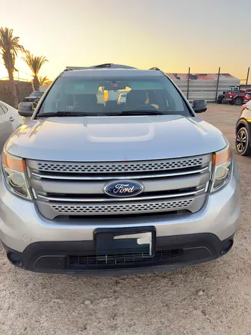 Ford Explorer - Excellent Condition - Full Service History - Agency Mataintaned
