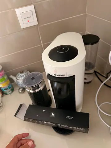 Nespresso Vertuo Next Coffee Machine with Capsules - Good Working Condition