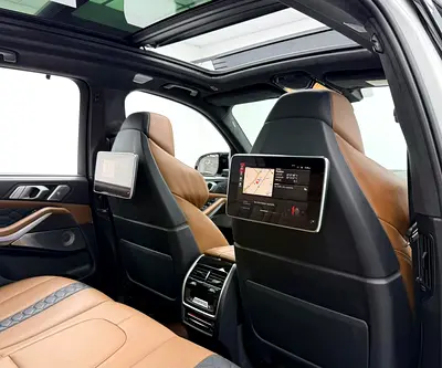 2020 BMW X5 — миниатюра 18