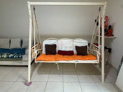 Outdoor/Indoor Metal Frame 3-Seater Swing with canopy