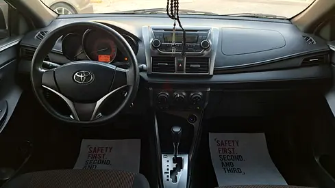 Family car to sell (Toyota Yaris) Genuine Condition