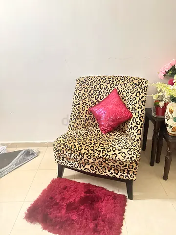 Leopard Print Accent Armchair with Cushion and Rug