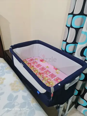 Portable bedside bassinet / cradle in good condition