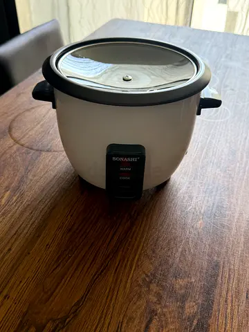 Small Electric Rice Cooker / Multi Cooker - Good Working Condition