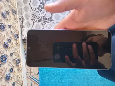 Used Samsung Galaxy (good working condition) - Unlocked
