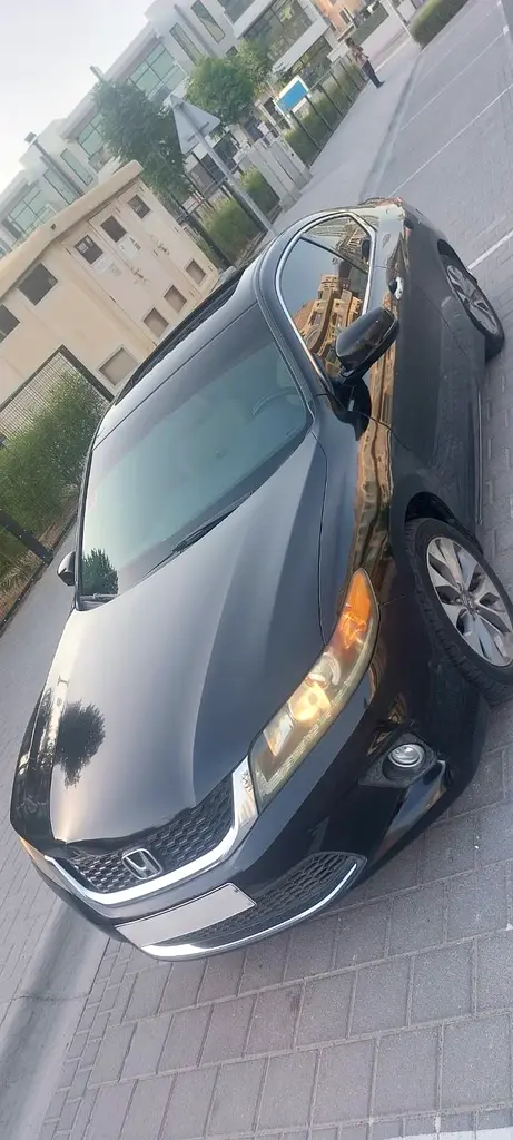 Honda Accord 2014 — photo 1 of 18