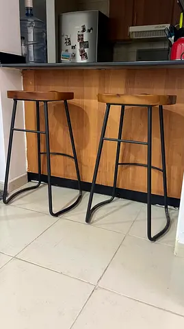Set of 2 Wooden Bar Stools with Metal Frame - Exellent Condition