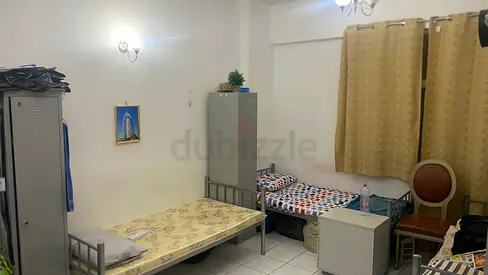 Exe.Bedspace available for Indians