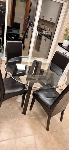 4 black dining chairs