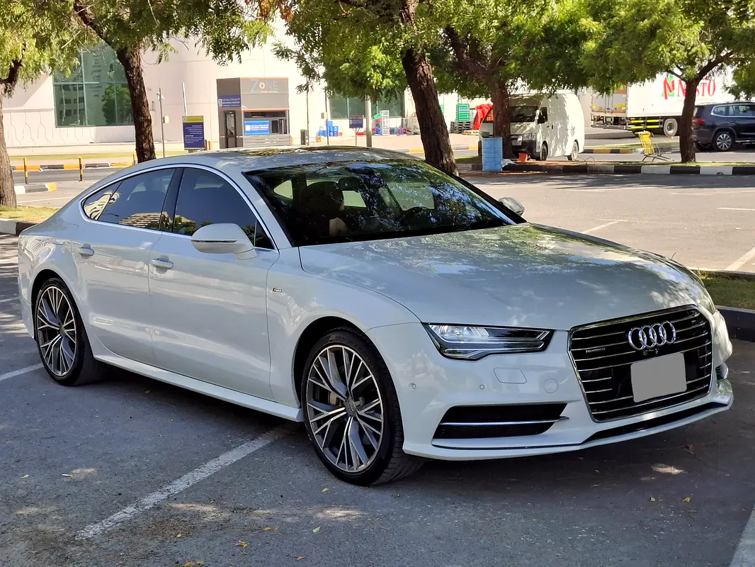 Audi A7 2016 — photo 1 of 15