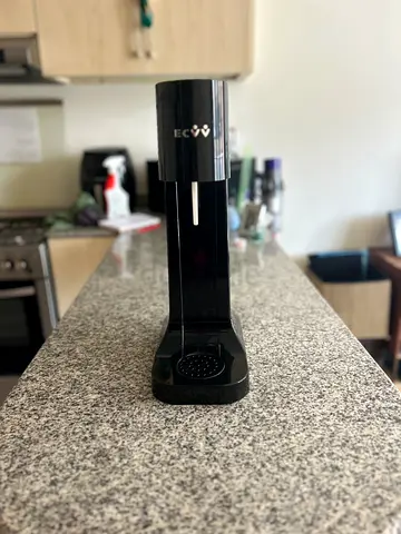 ECVV Soda Maker Sparkling Water Machine