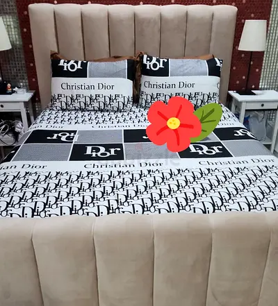 Queen size bed, mattress and side tables and lamps