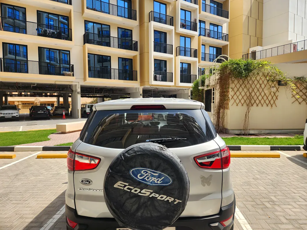 Ford Ecosport 2015 — photo 1 of 4