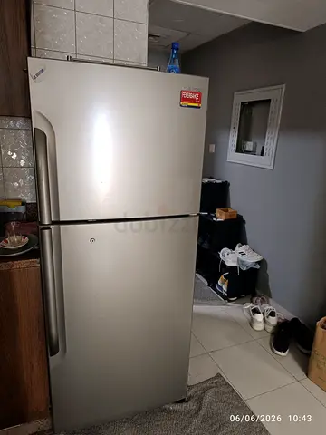 Daewoo two-door refrigerator with freezer - Exxelent working condition