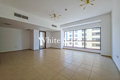 Large Layout | Vacant | Prime Location