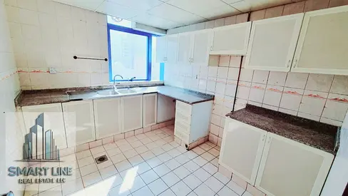 Good building Good location 2bhk only 37000 with wardrobe near nesto near king Fisal
