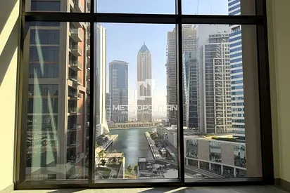 Canal View | Corner Unit | Middle Floor