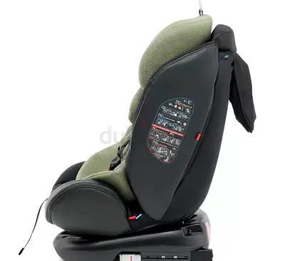Giggles Convertible Car Seats almost new