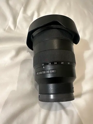Sony FE 16-35mm f/2.8 GM Wide-Angle Zoom Lens (Good Condition)