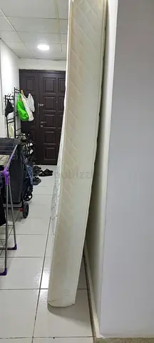 Queen-size Mattress - Good Condition - Only 6 months used.