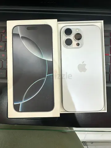 📱 iPhone 16 Pro Max – Desert White/Titanium White 📱