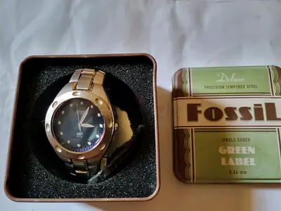 Fossil watch