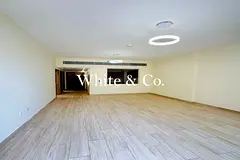 Spacious 1 Bed Unit | 1 Bed 2 Baths
