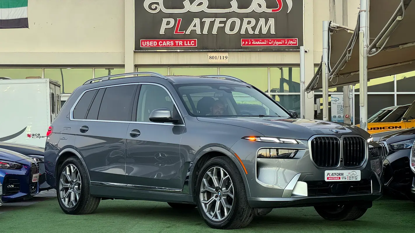 BMW X7 2025 — photo 1 of 19