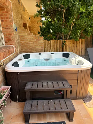 Jacuzzi/Hot Tub