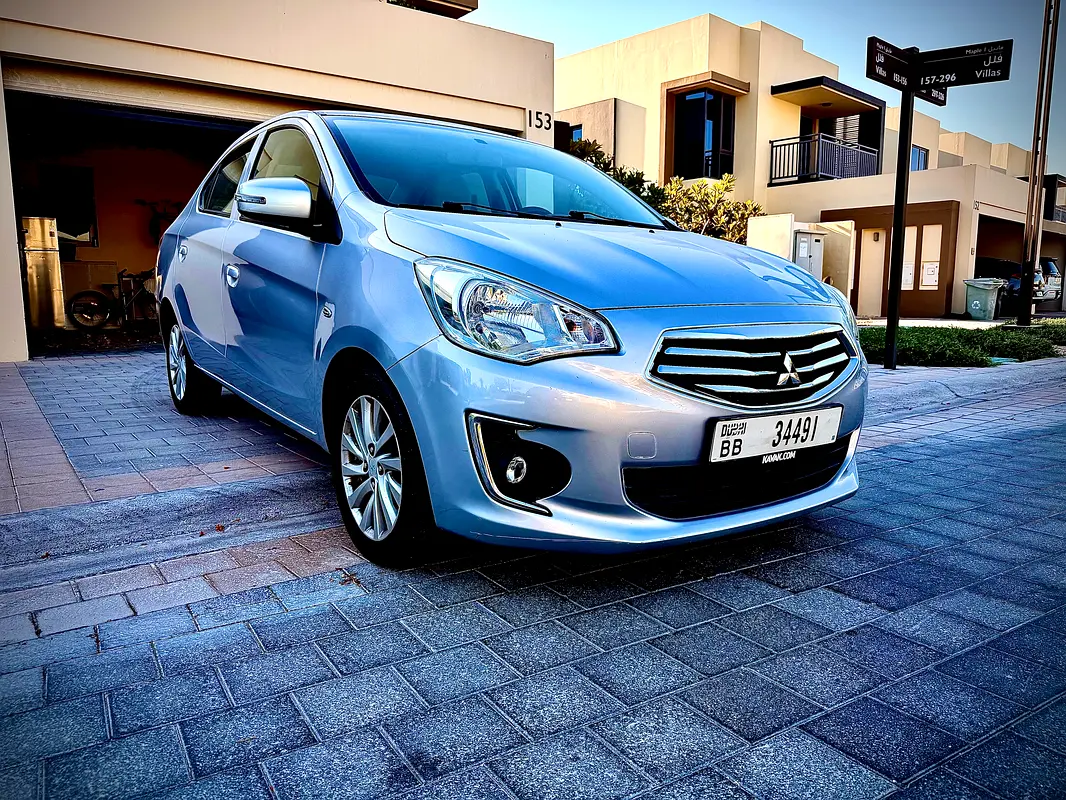 Mitsubishi Attrage 2020 — photo 1 of 10