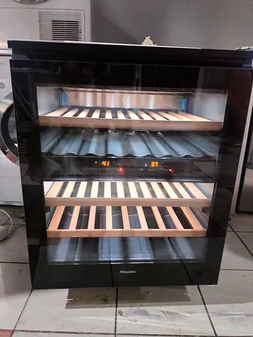 Miele built-in wine Fridge dual zone