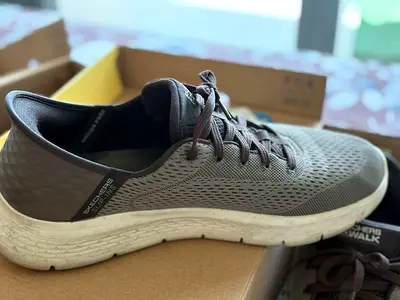 Skechers Hands Free Slip-ins shoes for men