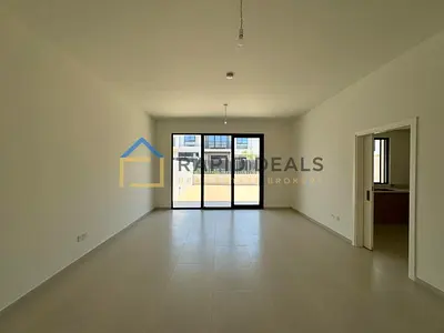 3BR+M Brand New Townhouse - Close to Park