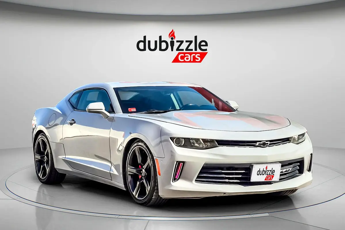 Chevrolet Camaro 2017 — photo 1 of 15