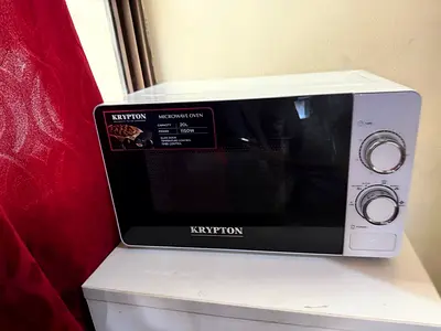 Krypton 20L Microwave Oven