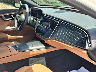 2025 Mercedes-BENZ E-CLASS 缩略图 13