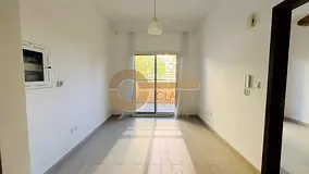 VACANT APARTMENT I NOT AFFECTED I TERRACE UNIT