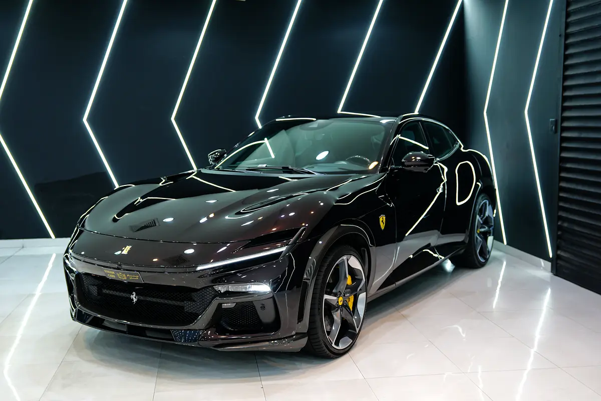 Ferrari Purosangue 2023 — photo 1 of 20