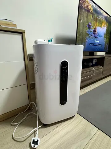Nyxi 20L/Day Home Dehumidifier