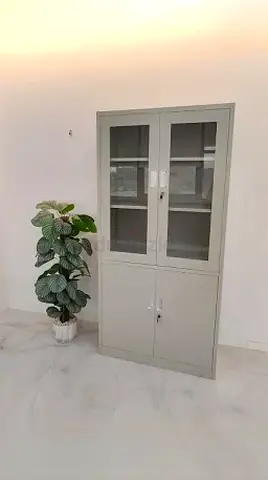 Filling cupboard