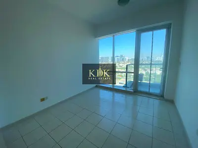 High Floor | Community View | Chiller Free